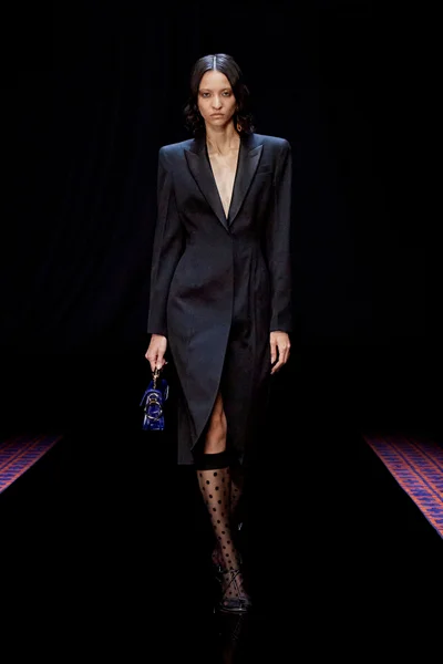 Look 2